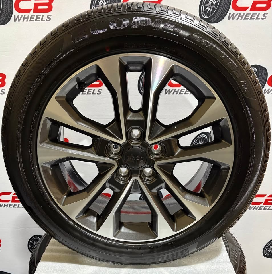 Jeep Grand Cherokee 20" OEM Machined Charcoal Wheels and Tires