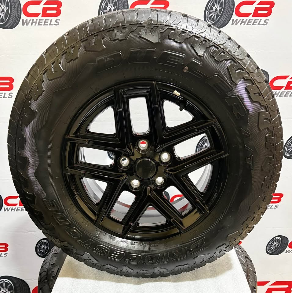 Jeep Gladiator 17" OEM Gloss Black Wheels and Tires (Set of 4)