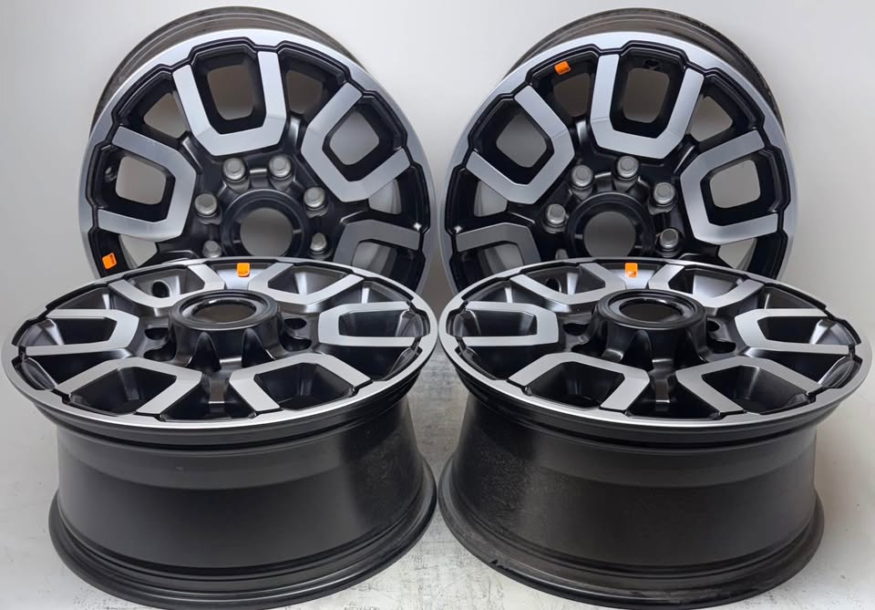 NEW Ram 2500/3500 18” OEM Machined Black Wheels