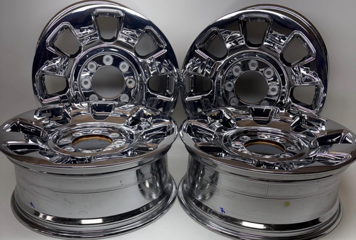 Ford F250/F350 Super Duty 20" OEM PVD Chrome Wheels