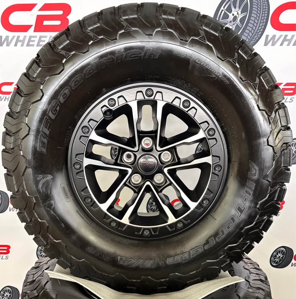 Jeep Wrangler Rubicon 392 17" OEM Wheels and 315/70R17 BFG T/A 35" KO2 Tires