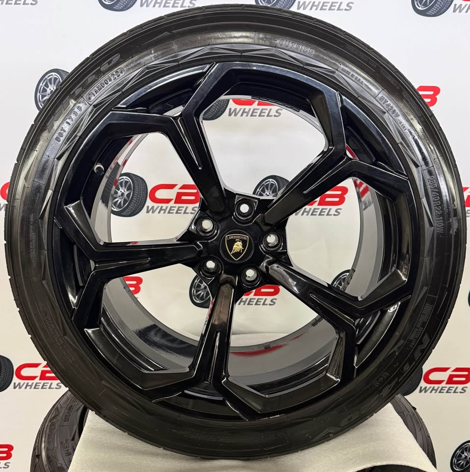 Lamborghini Urus 22" OEM Gloss Black Takeoff Wheels and Tires