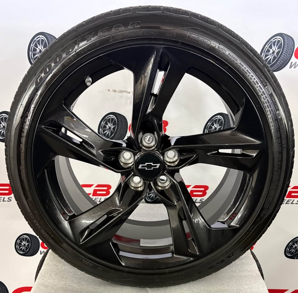 Chevrolet Camaro 20" OEM Carbon Flash Takeoff Wheels and Tires