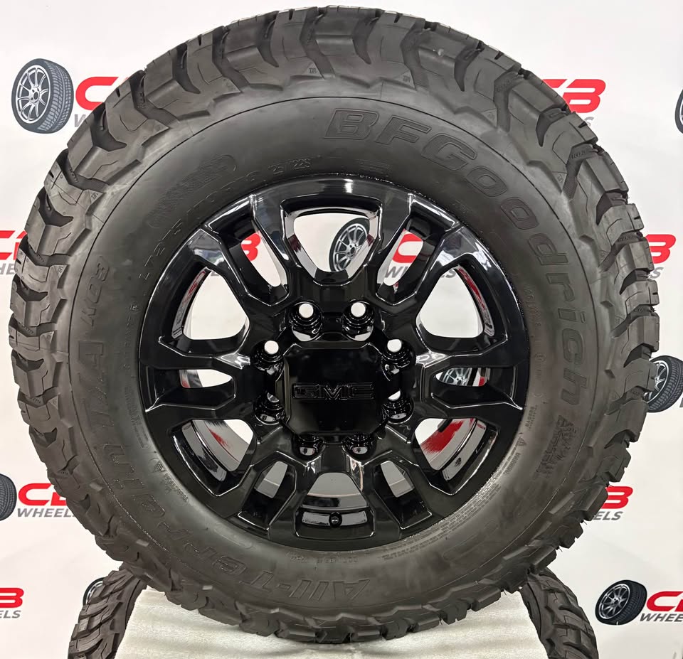 GMC Sierra 2500/3500 18" OEM Gloss Black Takeoff Wheels and Tires
